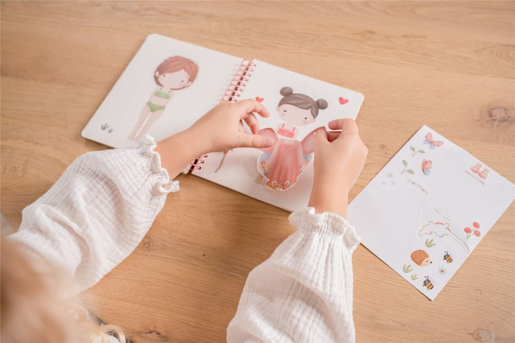 LIBRO VISTE A ROSA & FRIENDS LITTLE DUTCH
